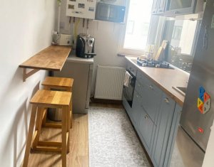 Apartment 2 rooms for sale in Floresti