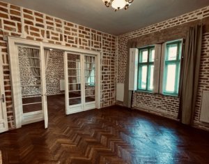 Apartament la casa in Gruia
