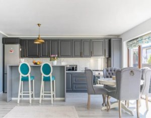 Maison 4 chambres à louer dans Floresti