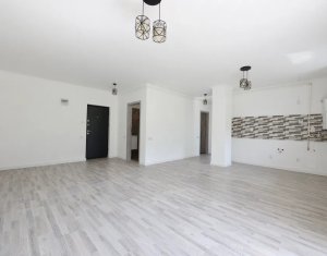 Apartment 3 rooms for sale in Floresti