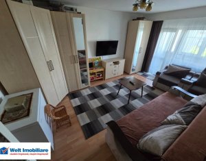 Appartement 3 chambres à vendre dans Cluj-napoca, zone Intre Lacuri