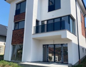 House 5 rooms for sale in Campenesti