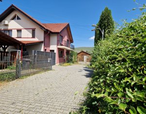 Ház 5 szobák eladó on Floresti