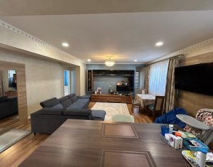 Appartement 4 chambres à vendre dans Cluj-napoca, zone Iris