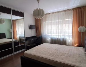 Apartament 3 camere semidecomandate, Zorilor, parcare in fata bloc, parter