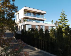 PANORAMĂ UNICĂ. LUX DISCRET. ADRESĂ DE PRESTIGIU.