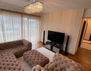 Appartement 4 chambres à vendre dans Cluj-napoca, zone Buna Ziua