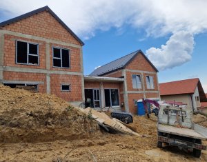 House 4 rooms for sale in Feleacu