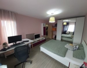 Appartement 3 chambres à vendre dans Cluj-napoca, zone Grigorescu