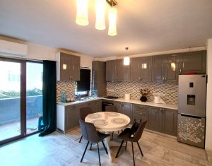 Apartment 3 rooms for sale in Floresti