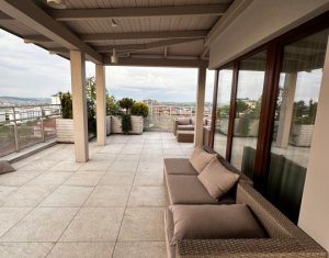 Penthouse cu terasa panoramica, 210mp utili + 240 mp terasa 