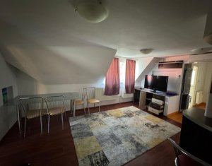 Apartament cu 4 camere, la casa, Andrei Muresanu