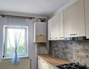 Apartament spatios de inchiriat, 3 camere, 2 dormitoare, Manastur