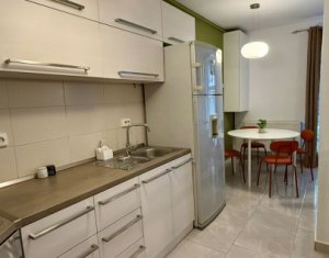 Appartement 3 chambres à louer dans Cluj-napoca, zone Centru