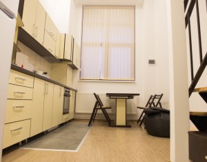 Apartament cu 1 camere, dispus pe 2 niveluri, finisat, mobilat si utilat !
