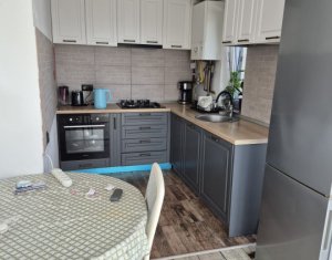 Apartment 2 rooms for sale in Floresti