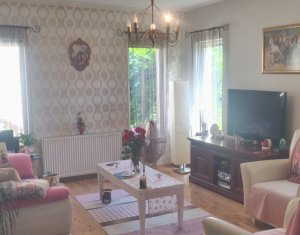 De inchiriat casa tip duplex in Floresti – zona Muzeul Apei