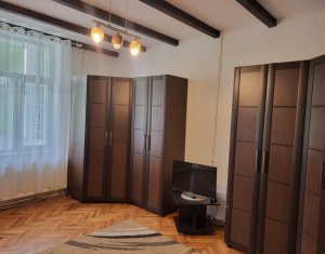 Apartment 3 rooms for rent in Cluj-napoca, zone Centru