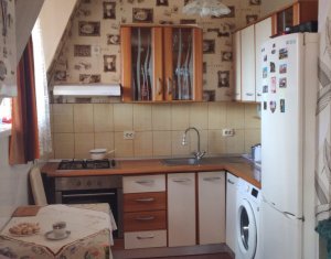 Apartament 3 camere 68 mp, parcare, zona Parc Poligon, Floresti