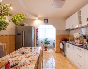 COMISION 0! Apartament cu doua camere, Marasti, 49 mp+balcon, etaj 3/4