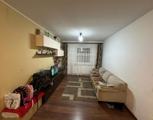 Apartment 4 rooms for sale in Cluj-napoca, zone Manastur