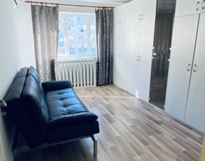 Appartement 3 chambres à vendre dans Cluj-napoca, zone Manastur