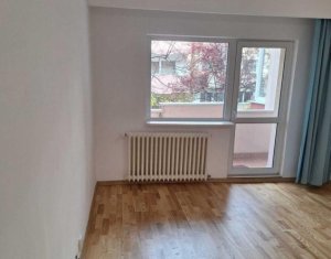 Apartament nemobilat cu 4 camere in Zorilor