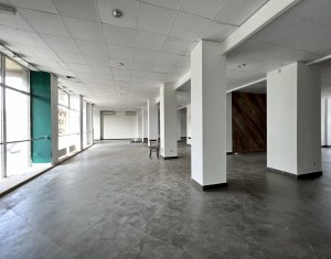 Üzlethelyiség kiadó on Cluj-napoca, Zóna Centru