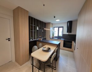 Appartement 3 chambres à louer dans Cluj-napoca, zone Marasti