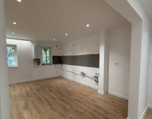 Appartement 3 chambres à vendre dans Cluj-napoca, zone Manastur