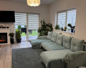 Maison 5 chambres à vendre dans Floresti