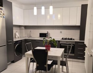 Apartament  3 camere, 67 mp, la intrare in Floresti