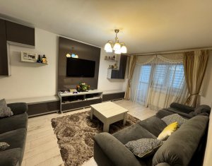 Appartement 3 chambres à vendre dans Cluj-napoca, zone Intre Lacuri