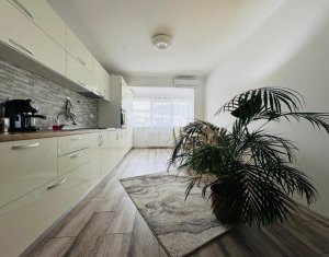 Apartament 3 camere 67mp ocupabil imediat, str Florilor