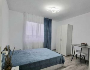 De vanzare apartament cu 2 camere str Traian Vuia