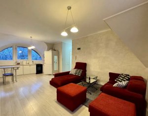 Apartament in vila, zona Andrei Muresanu