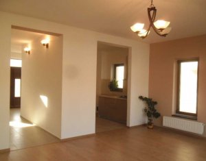 Casa individuala 4 cam, cartier militar, baza Sportiva Gheorgheni