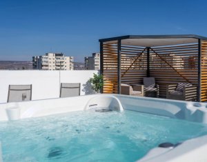 Doua apartamente moderne, Intre Lacuri