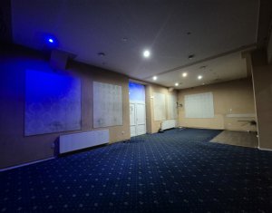 Bureau à louer dans Cluj-napoca, zone Centru