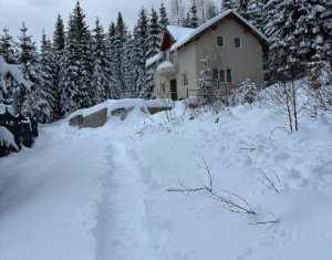 Cabana de vanzare in Muntele Baisorii aproape de partie
