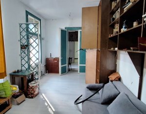 Apartment 4 rooms for sale in Cluj-napoca, zone Centru