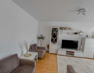 Apartment 4 rooms for sale in Cluj-napoca, zone Centru