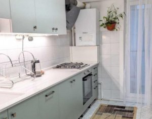 Appartement 4 chambres à vendre dans Cluj-napoca, zone Marasti