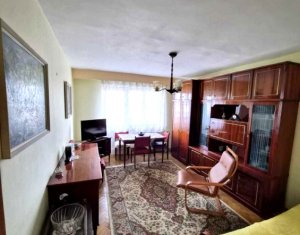 Appartement 3 chambres à vendre dans Cluj-napoca, zone Manastur