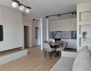 Apartament 2 camere, central Floresti