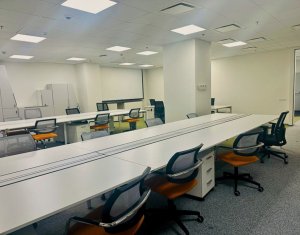 Bureau à louer dans Cluj-napoca, zone Centru
