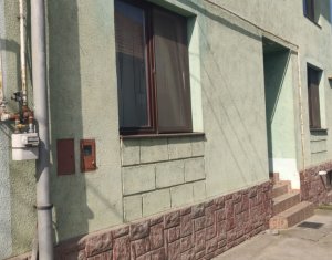 House 5 rooms for sale in Apahida