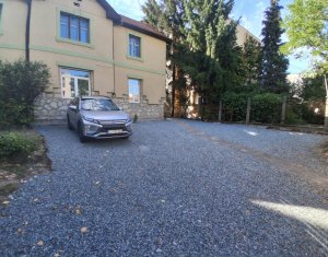 Apartment 3 rooms for rent in Cluj-napoca, zone Centru