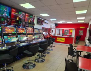 Espace Commercial à louer dans Cluj-napoca, zone Marasti