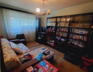 Apartment 4 rooms for sale in Cluj-napoca, zone Manastur